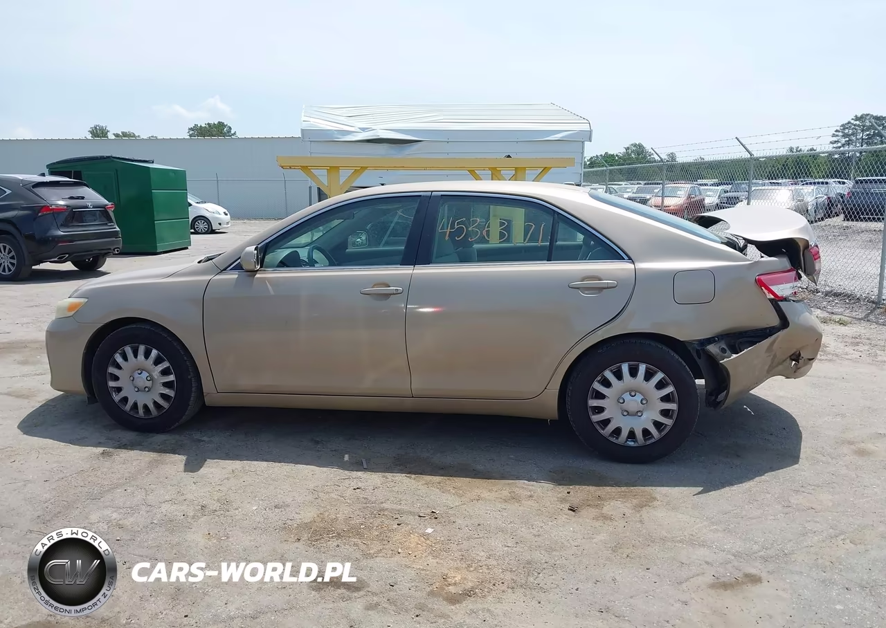2011 Toyota Camry VIN:4T1BF3EK0BU184477 - 14