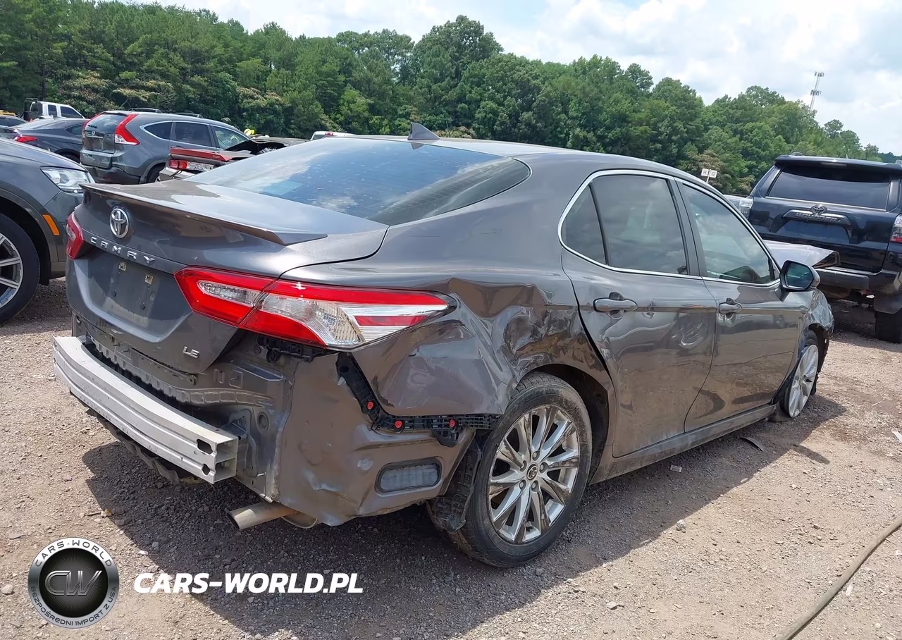 2020 Toyota Camry Le VIN:4T1C11AK1LU963756 - 4
