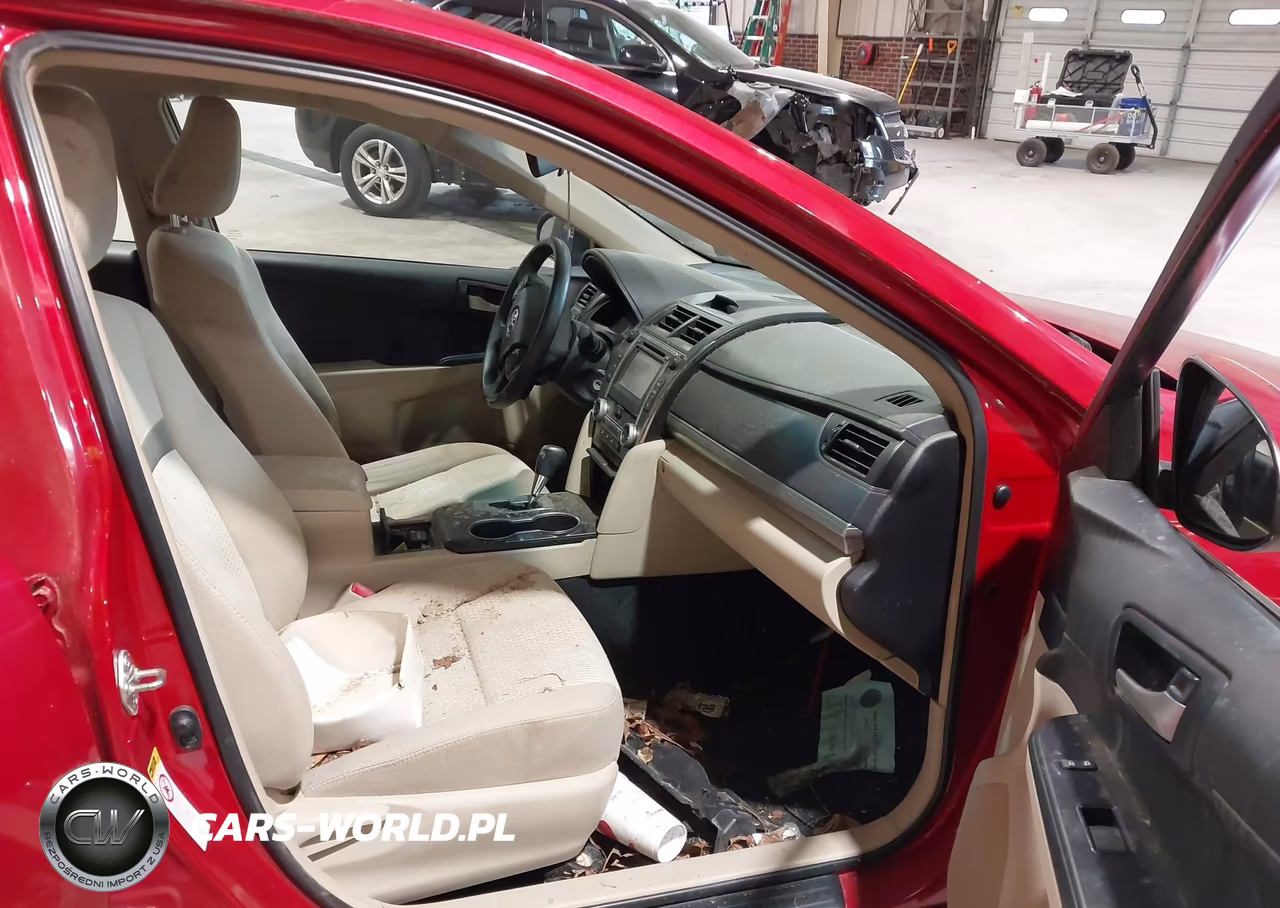 2014 Toyota Camry Le VIN:4T4BF1FK7ER380753 - 5