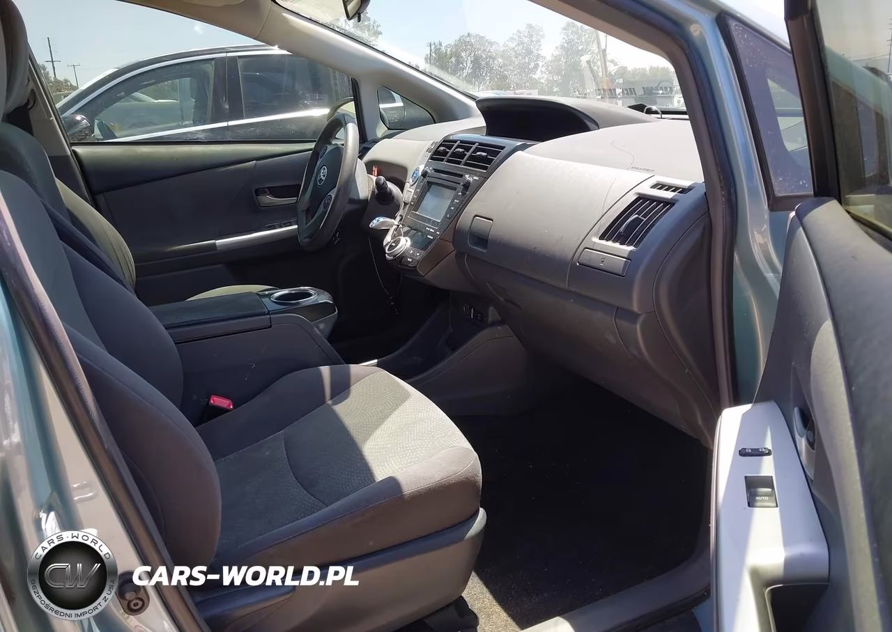 2014 Toyota Prius V Three VIN:JTDZN3EU6EJ014802 - 5
