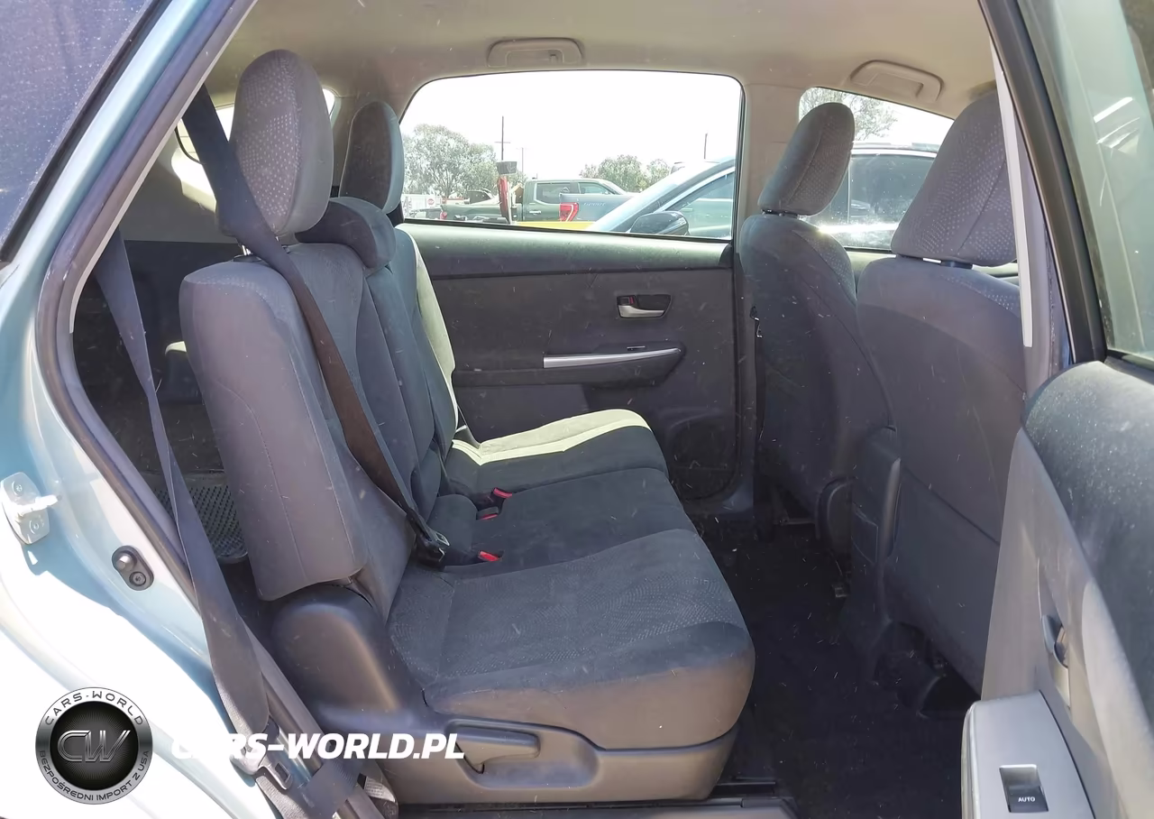2014 Toyota Prius V Three VIN:JTDZN3EU6EJ014802 - 8