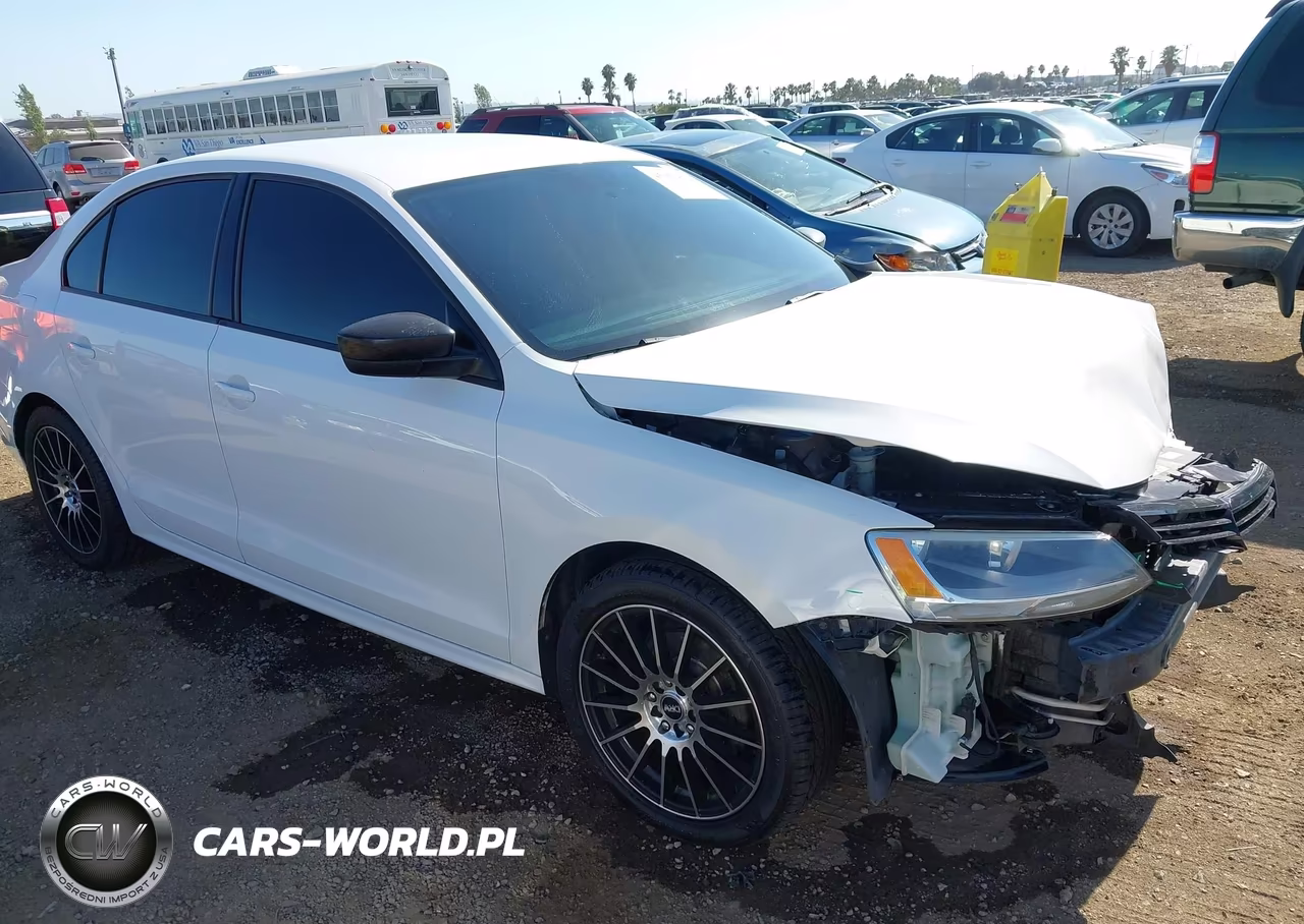 2014 Volkswagen Jetta 2.0L S – zdjęcie 1 z 12