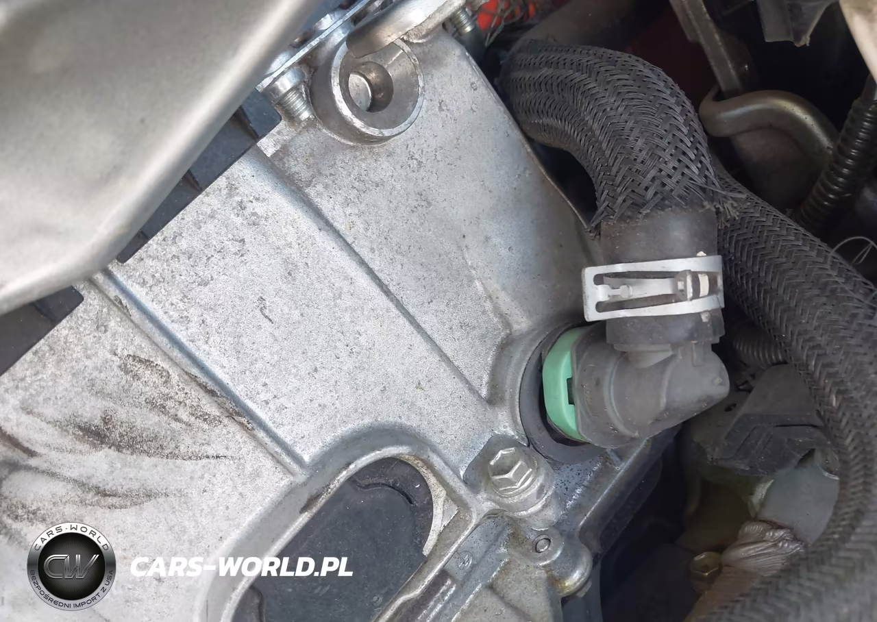2015 Toyota Prius Two VIN:JTDKN3DU1F1909022 - 10