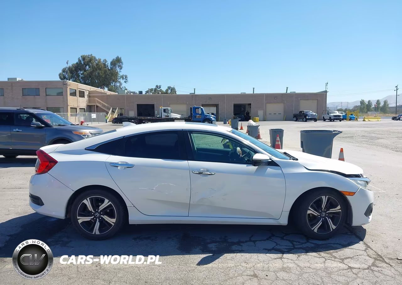 2016 Honda Civic Touring VIN:19XFC1F98GE213499 - 13
