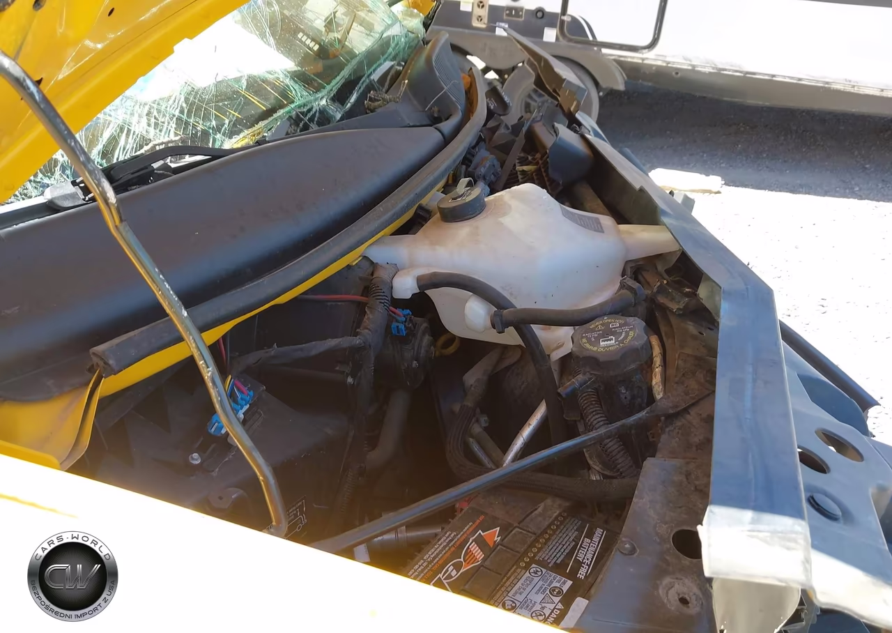 2021 GMC Savana Cutaway Work Van VIN:7GZ37TC78MN007602 - 11