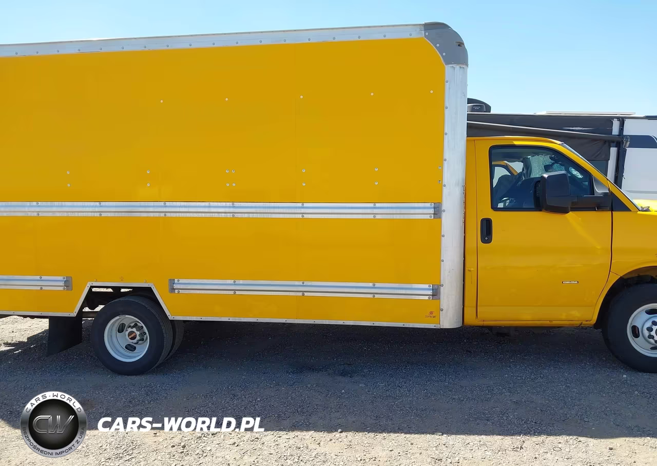 2021 GMC Savana Cutaway Work Van VIN:7GZ37TC78MN007602 - 14