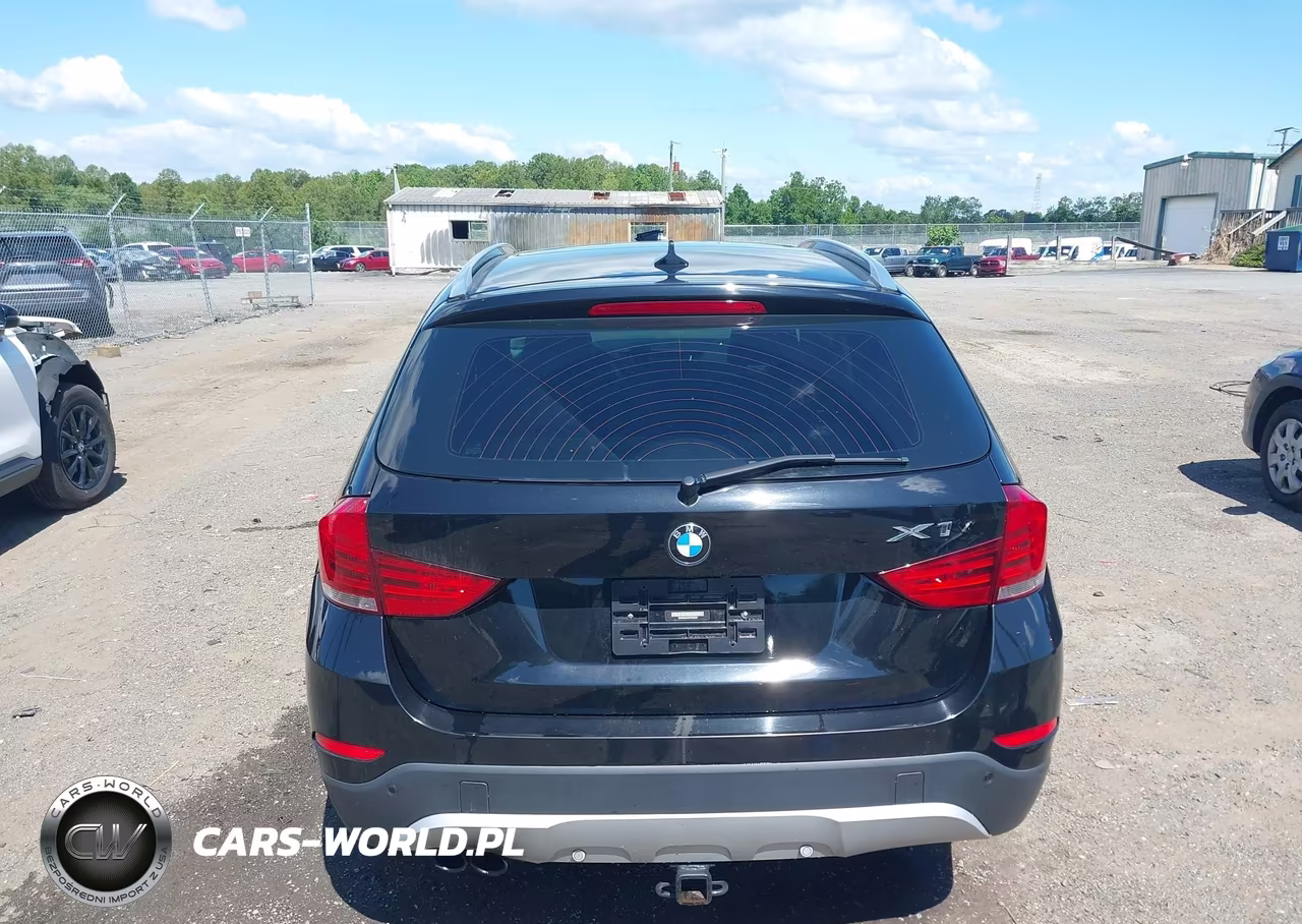 2015 BMW X1 xDrive35I VIN:WBAVM5C5XFVV95057 - 16