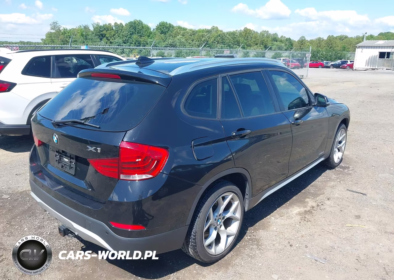 2015 BMW X1 xDrive35I VIN:WBAVM5C5XFVV95057 - 4