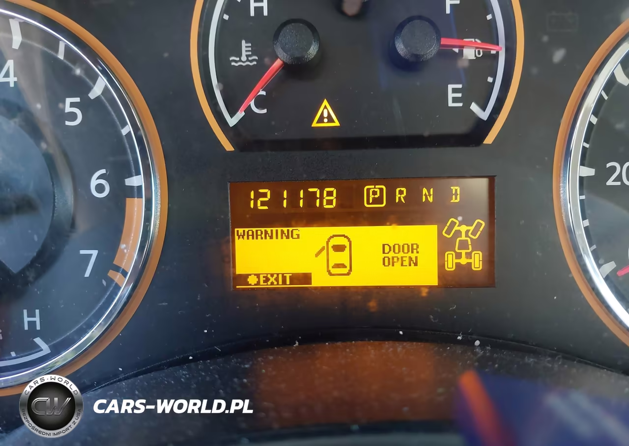 2015 Nissan Armada Platinum-Sl-Sv VIN:5N1AA0NEXFN620657 - 15