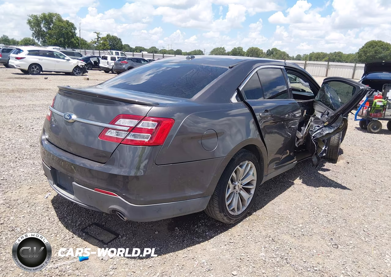 2016 Ford Taurus Limited VIN:1FAHP2F8XGG105112 - 4