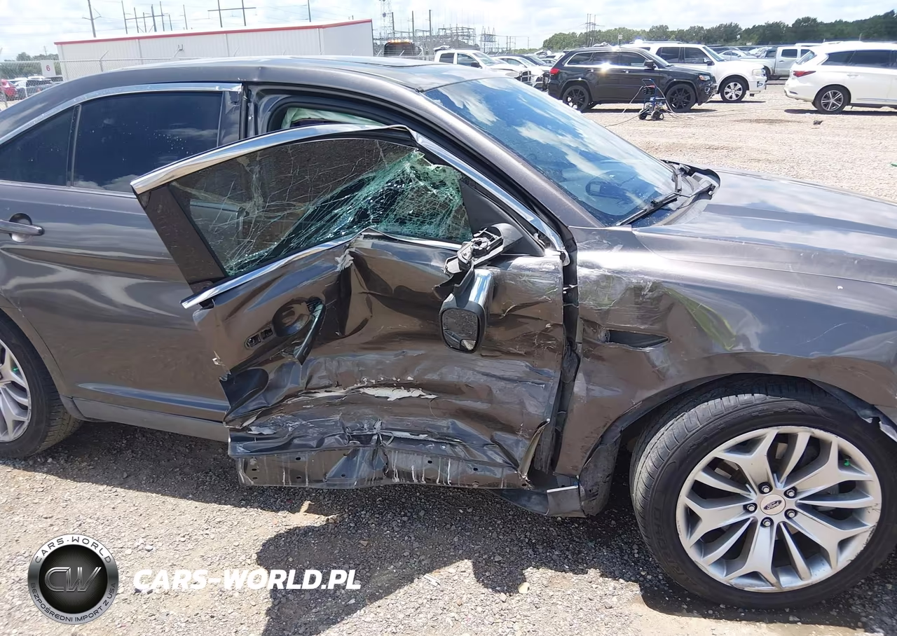 2016 Ford Taurus Limited VIN:1FAHP2F8XGG105112 - 6