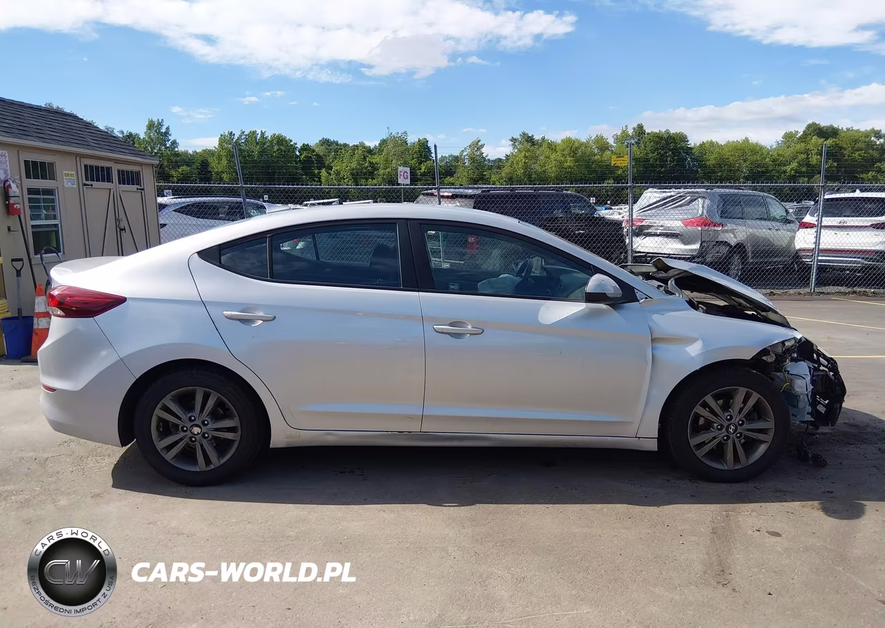 2018 Hyundai Elantra Sel VIN:5NPD84LF8JH359019 - 13