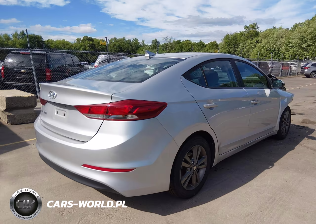 2018 Hyundai Elantra Sel VIN:5NPD84LF8JH359019 - 4