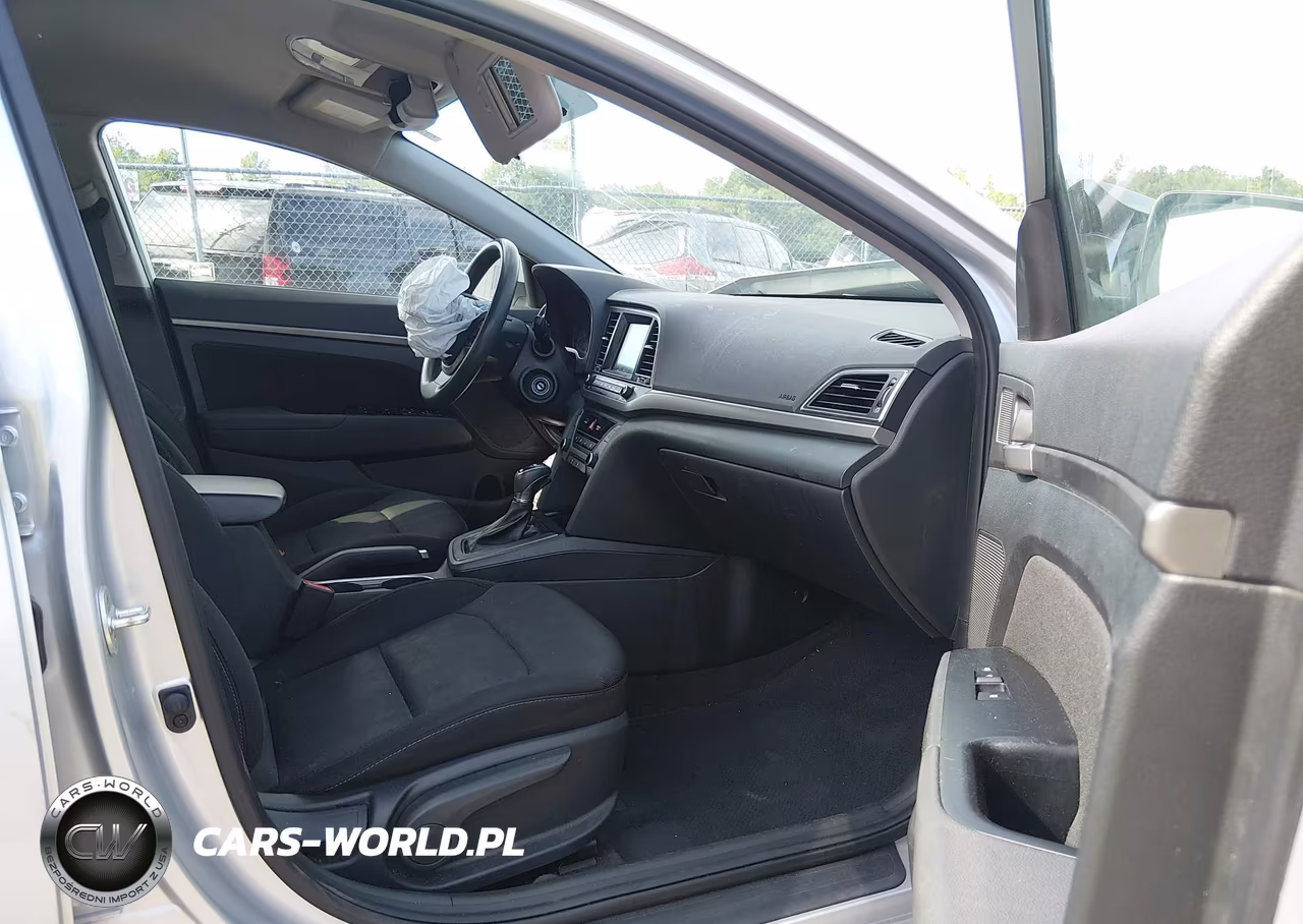 2018 Hyundai Elantra Sel VIN:5NPD84LF8JH359019 - 5