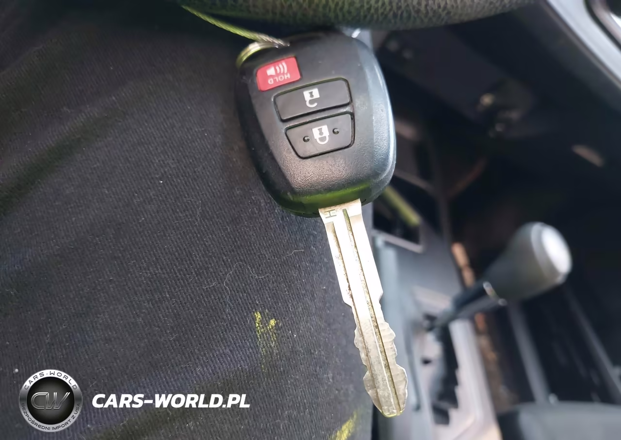 2018 Toyota Rav4 Le VIN:JTMZFREV0JJ185614 - 11