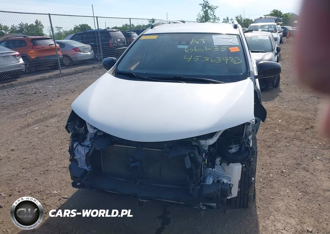 2018 Toyota Rav4 Le VIN:JTMZFREV0JJ185614 - 13