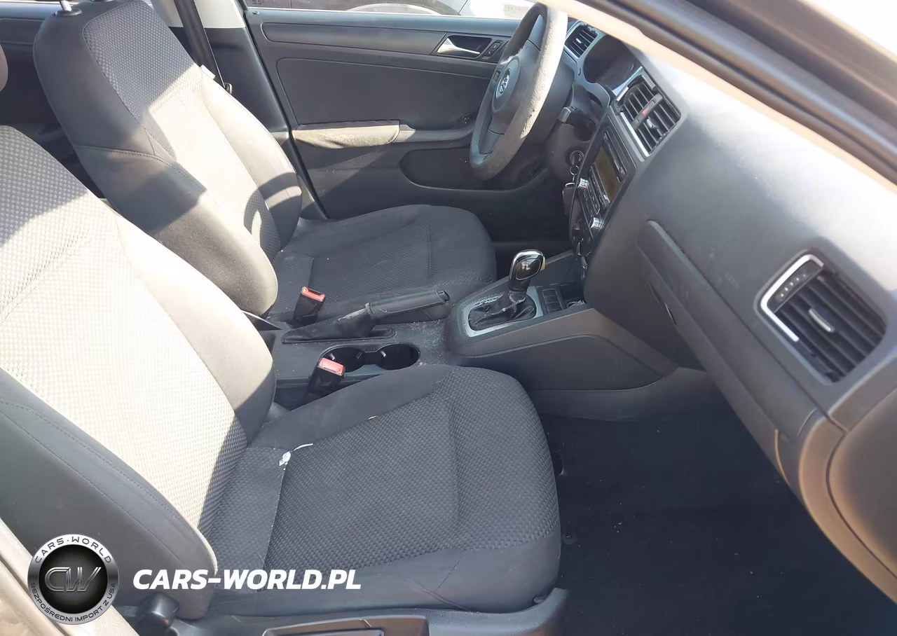 2011 Volkswagen Jetta 2.0L S VIN:3VW2K7AJ0BM010107 - 5
