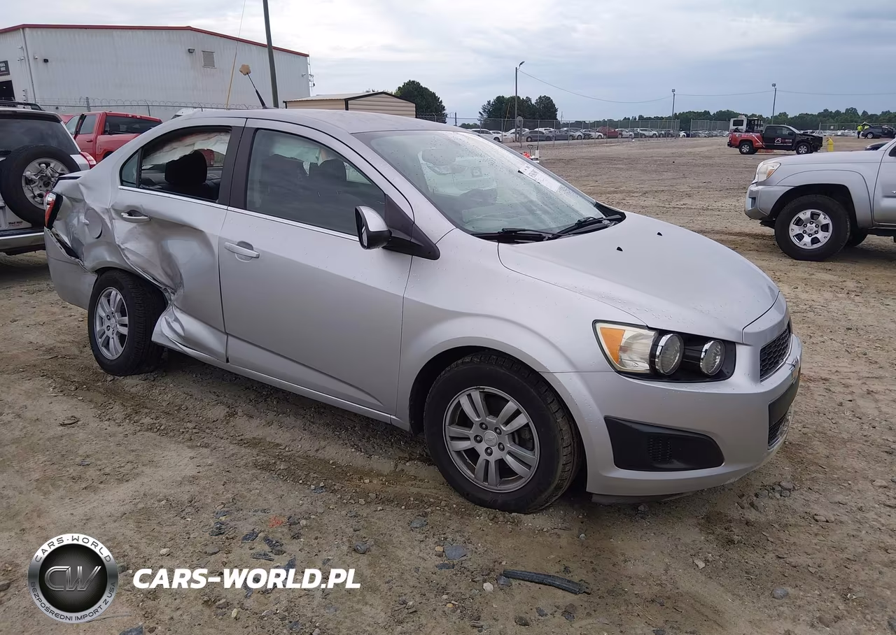 2014 Chevrolet Sonic Lt Auto – zdjęcie 1 z 17