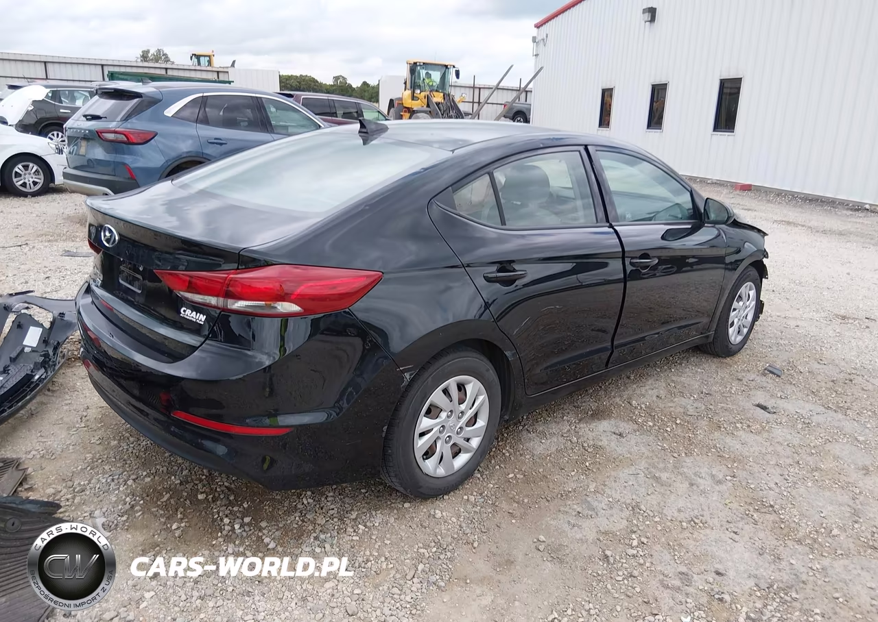 2017 Hyundai Elantra Se VIN:5NPD74LF2HH113676 - 4