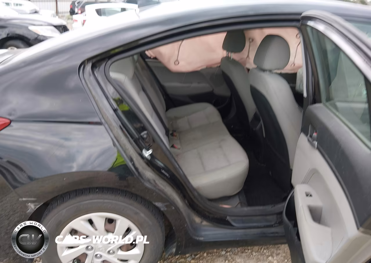 2017 Hyundai Elantra Se VIN:5NPD74LF2HH113676 - 8