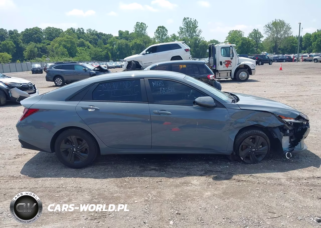 2023 Hyundai Elantra Sel VIN:KMHLM4AG0PU441789 - 13