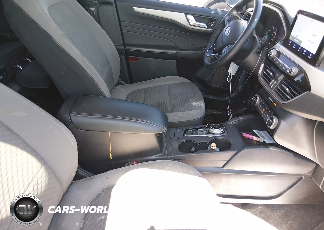 2021 Ford Escape Se Hybrid VIN:1FMCU9BZ7MUB12063 - 5