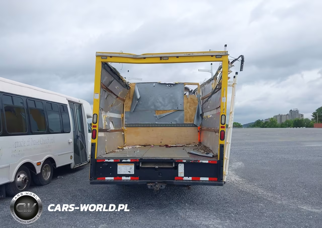 2015 Ford E-350 Cutaway VIN:1FDWE3FS3FDA14557 - 15
