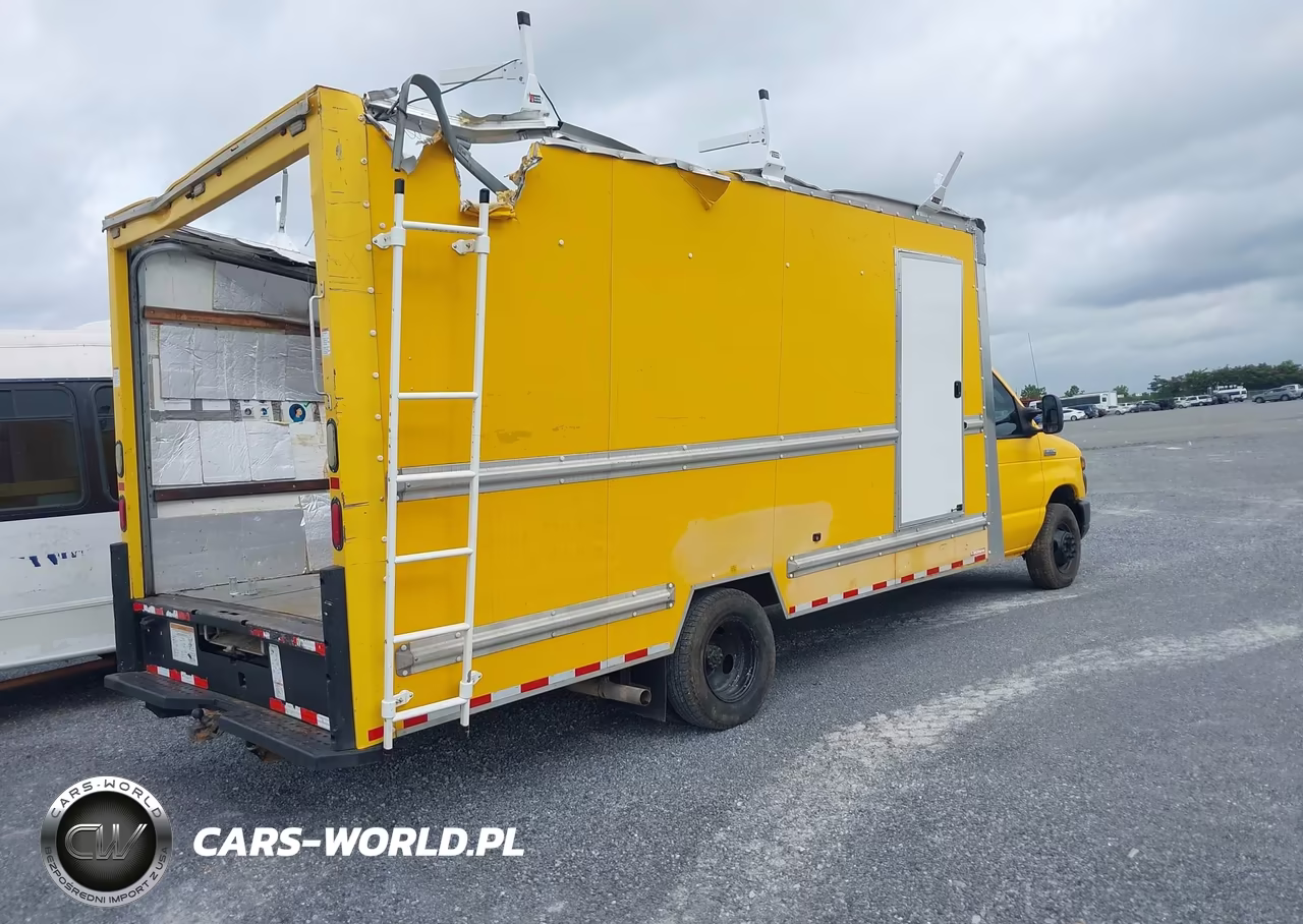 2015 Ford E-350 Cutaway VIN:1FDWE3FS3FDA14557 - 4