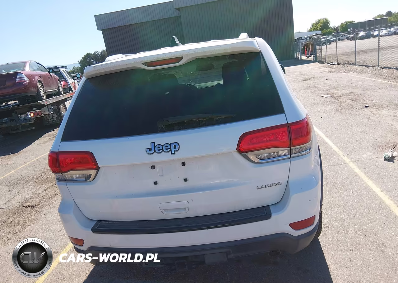 2014 Jeep Grand Cherokee Laredo VIN:1C4RJEAG0EC145266 - 16