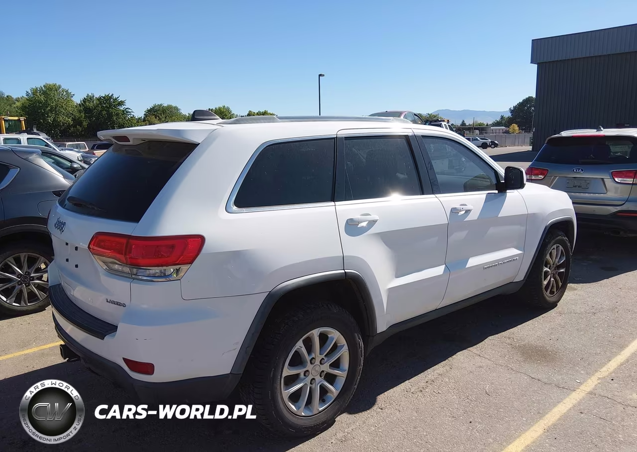 2014 Jeep Grand Cherokee Laredo VIN:1C4RJEAG0EC145266 - 4