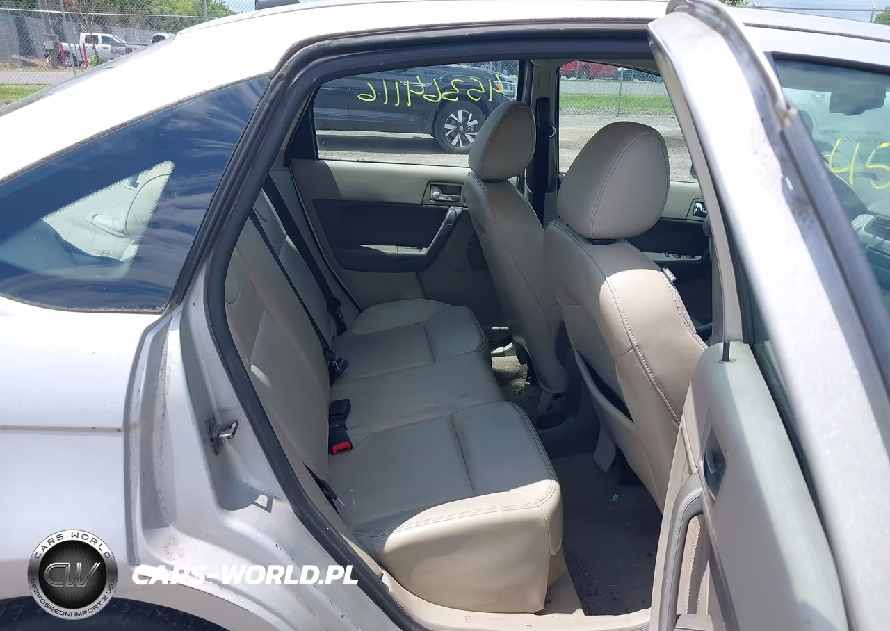 2009 Ford Focus Sel VIN:1FAHP37N19W234648 - 8