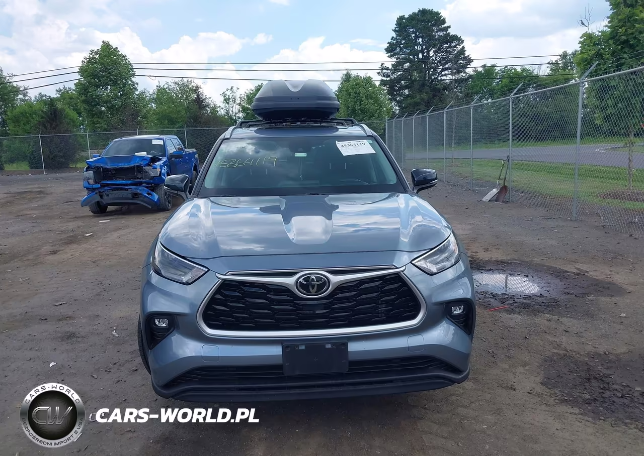 2022 Toyota Highlander Xle VIN:5TDGZRBH4NS249871 - 11