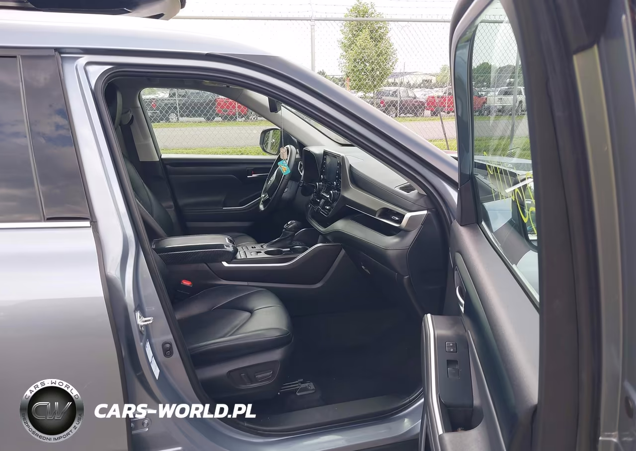 2022 Toyota Highlander Xle VIN:5TDGZRBH4NS249871 - 5