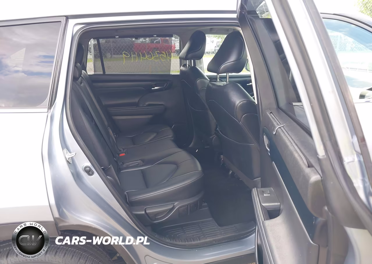 2022 Toyota Highlander Xle VIN:5TDGZRBH4NS249871 - 8