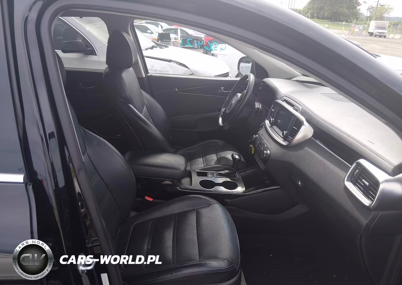 2018 Kia Sorento 3.3L Sx VIN:5XYPKDA50JG349083 - 5