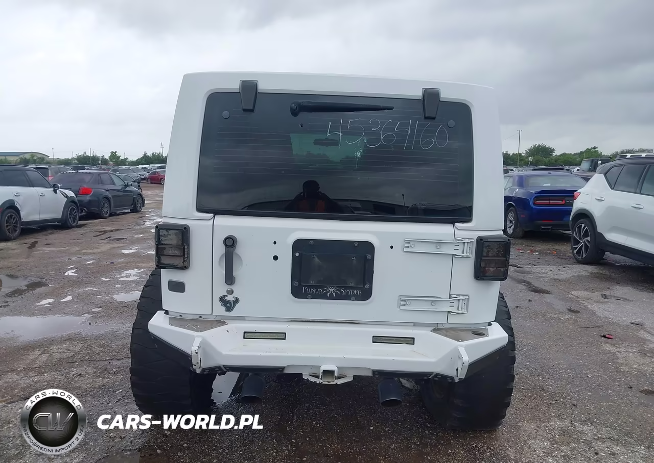 2016 Jeep Wrangler Unlimited Sport VIN:1C4BJWDG0GL157245 - 16