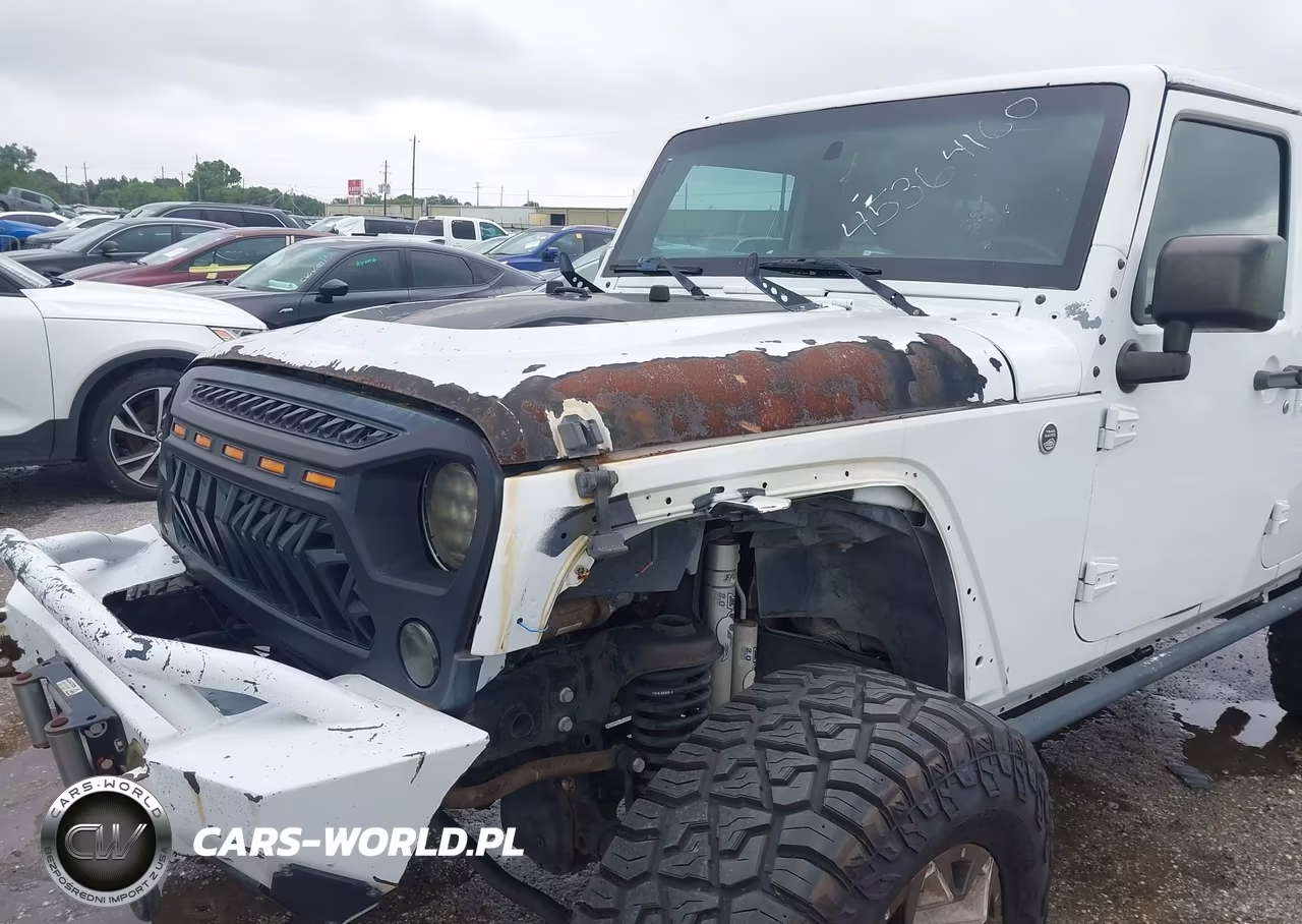 2016 Jeep Wrangler Unlimited Sport VIN:1C4BJWDG0GL157245 - 6