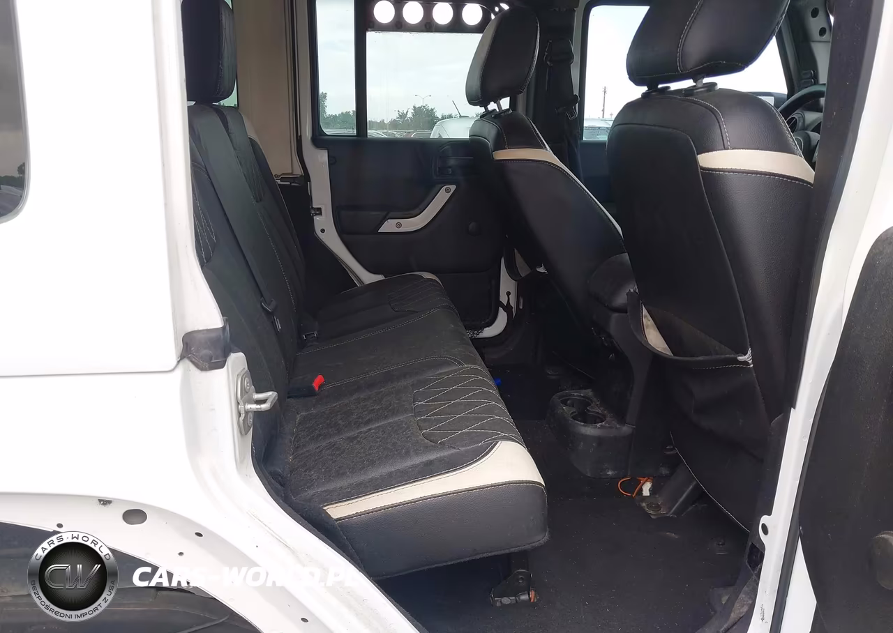 2016 Jeep Wrangler Unlimited Sport VIN:1C4BJWDG0GL157245 - 8