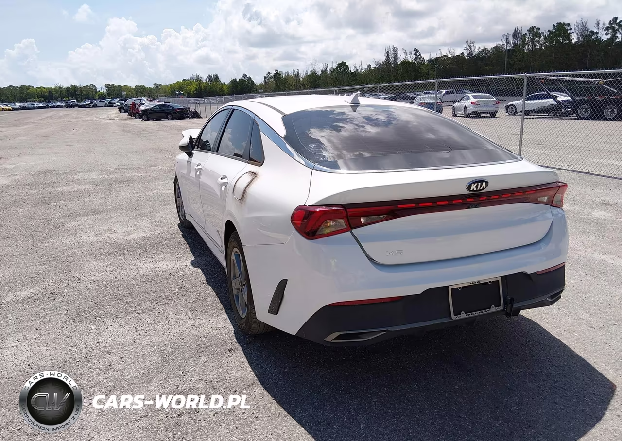 2023 Kia K5 Lxs VIN:5XXG14J22PG208960 - 3