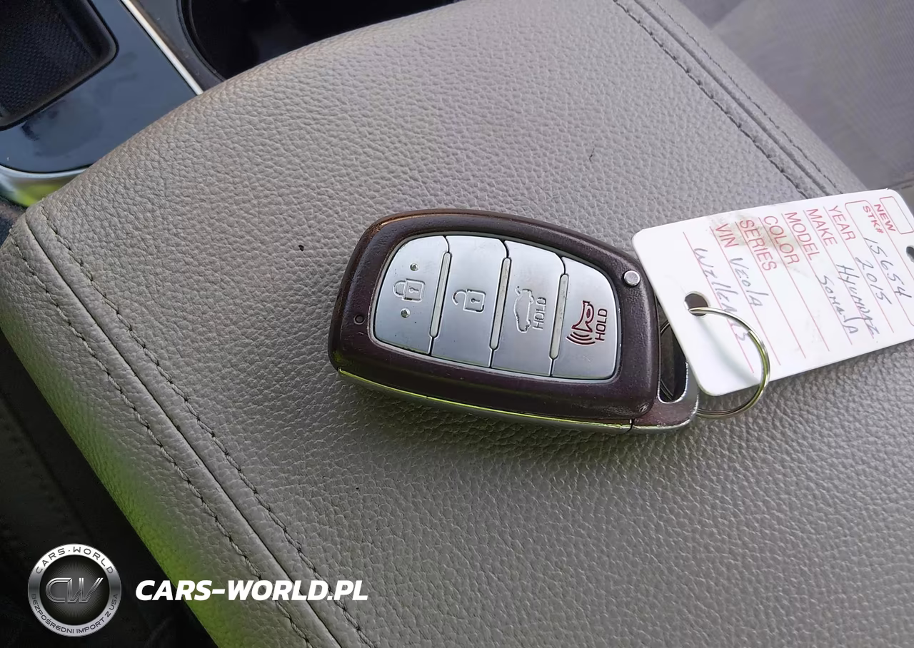 2015 Hyundai Sonata Sport VIN:5NPE34AF7FH130490 - 11