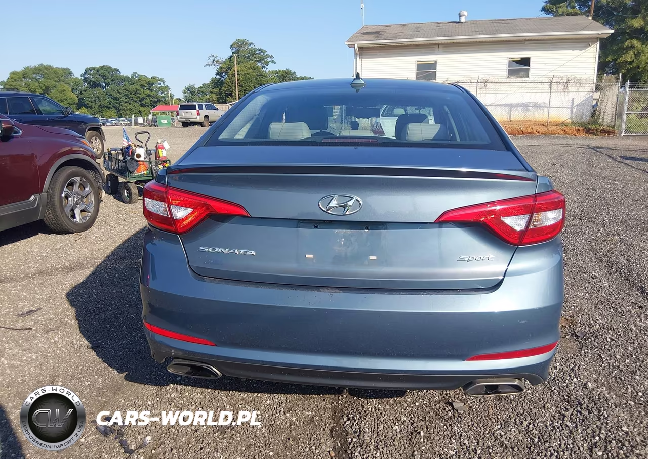 2015 Hyundai Sonata Sport VIN:5NPE34AF7FH130490 - 16