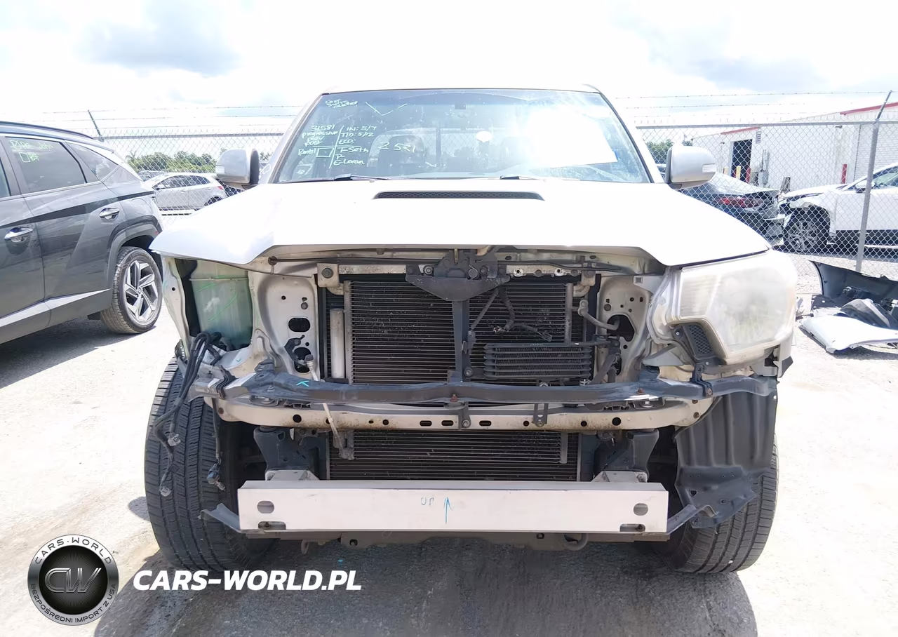 2015 Toyota Tacoma Prerunner V6 VIN:5TFJU4GN8FX069326 - 13