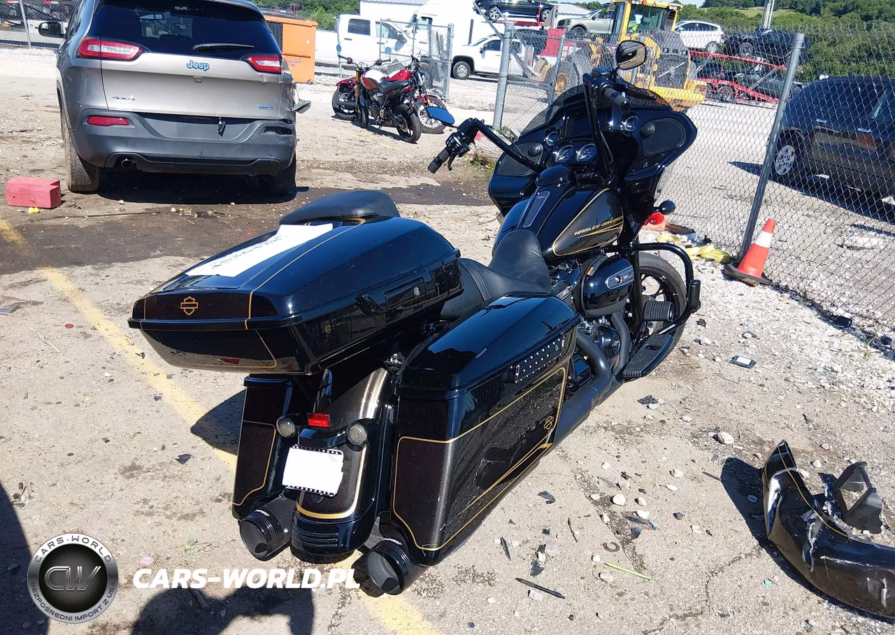 2020 Harley-Davidson Fltrxs VIN:1HD1KTP1XLB612356 - 4