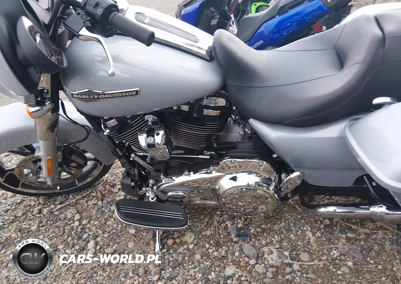 2023 Harley-Davidson Flhx VIN:1HD1KBC17PB608643 - 9