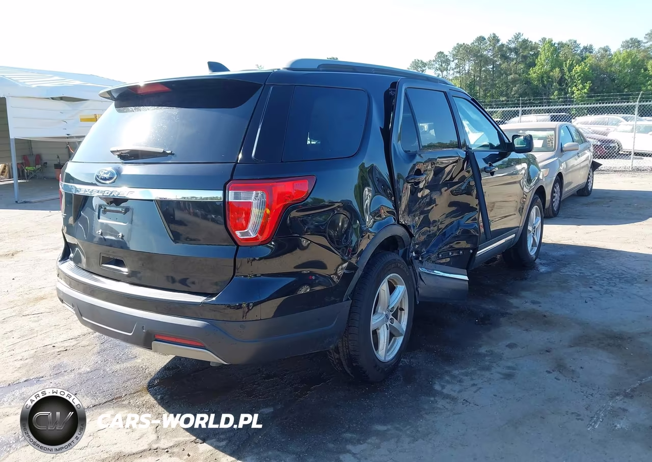 2019 Ford Explorer Xlt VIN:1FM5K7D82KGA04887 - 4