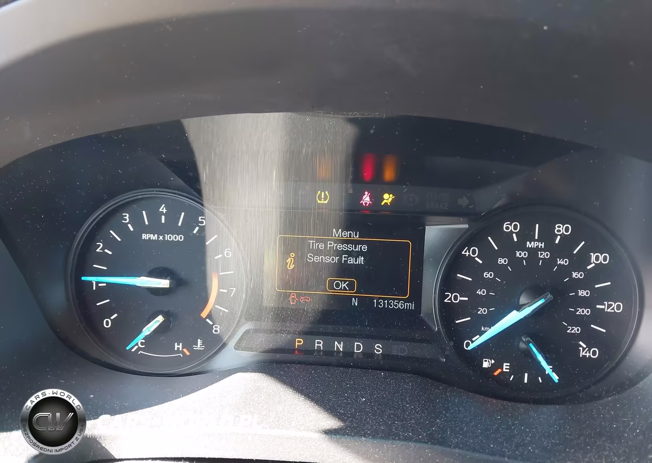 2019 Ford Explorer Xlt VIN:1FM5K7D82KGA04887 - 7