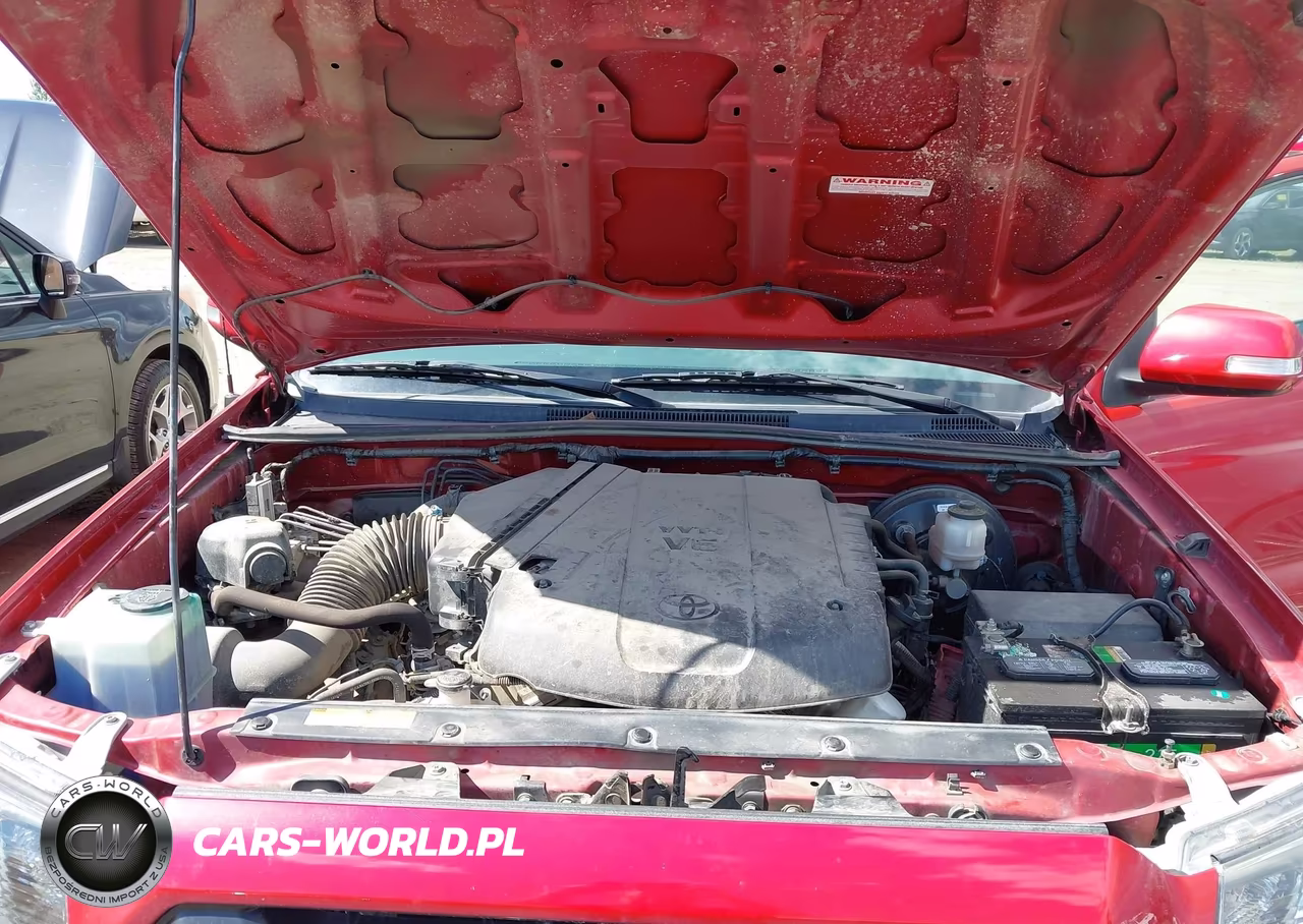 2015 Toyota Tacoma Base V6 VIN:5TFLU4ENXFX128517 - 10
