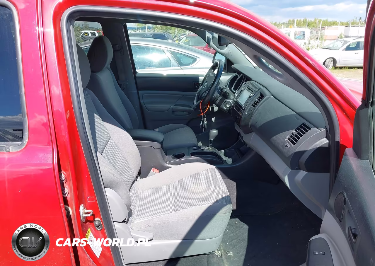 2015 Toyota Tacoma Base V6 VIN:5TFLU4ENXFX128517 - 5