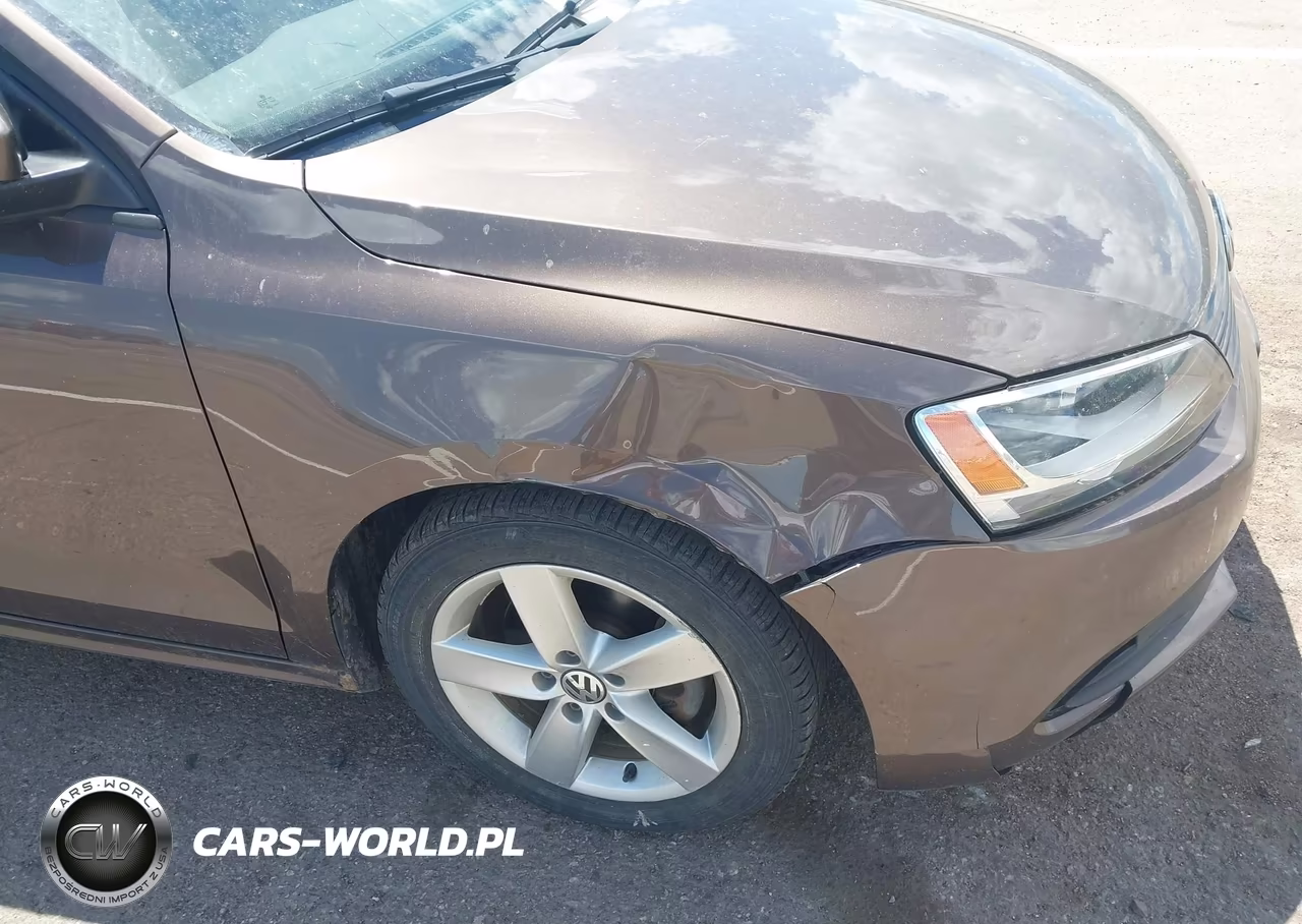 2011 Volkswagen Jetta 2.0L Tdi Le VIN:3VWLL7AJ1BM075761 - 6