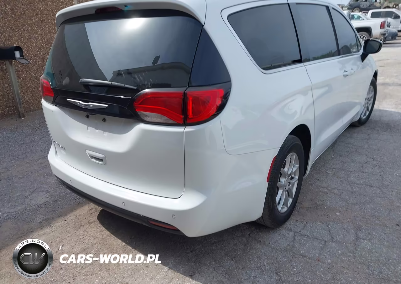 2025 Chrysler Voyager Lx VIN:2C4RC1CG8SR576635 - 4